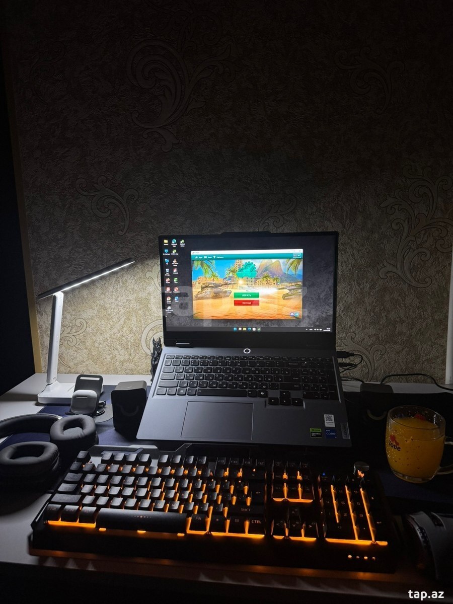 Noutbuk Lenovo (2)