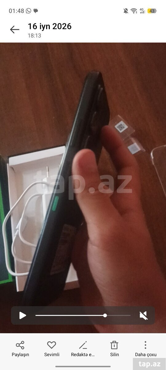 Infinix Hot 60i Titanium Silver 256GB/8GB (3)
