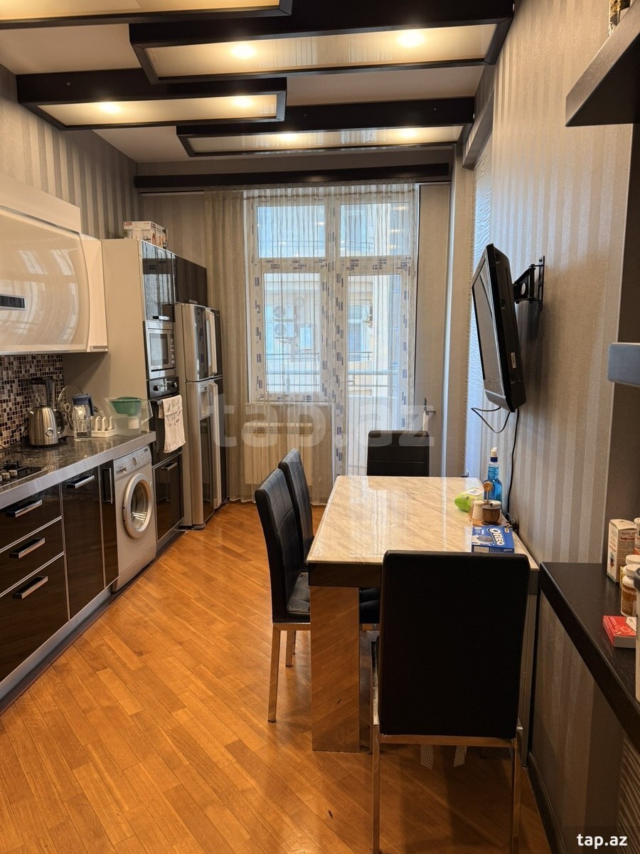 3-otaqlı yeni tikili, Babək pr., 115 m² (16)