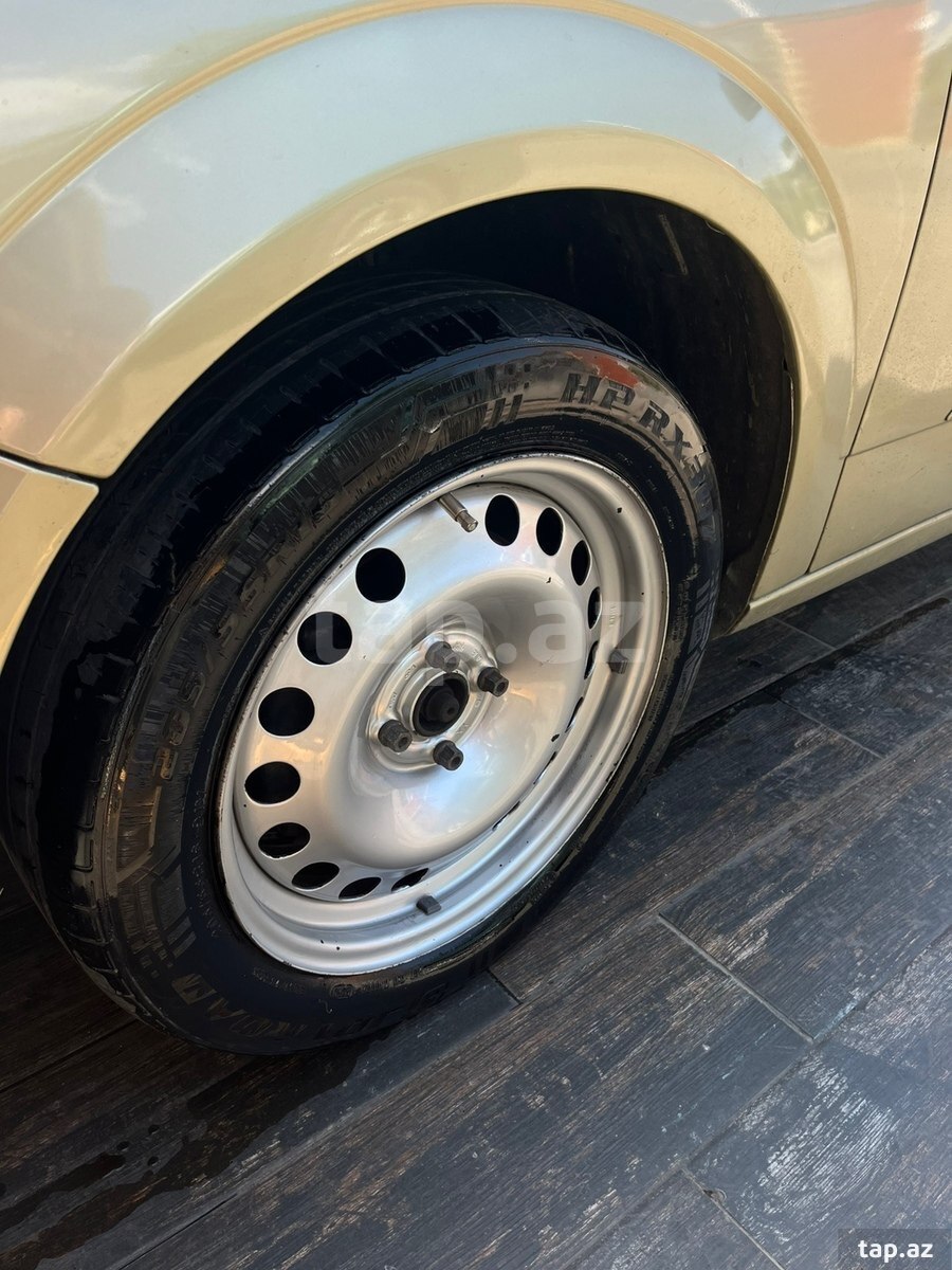 Opel Astra, 2004 год (14)
