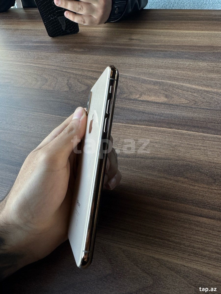 Apple iPhone XS Gold 256GB/4GB (5)