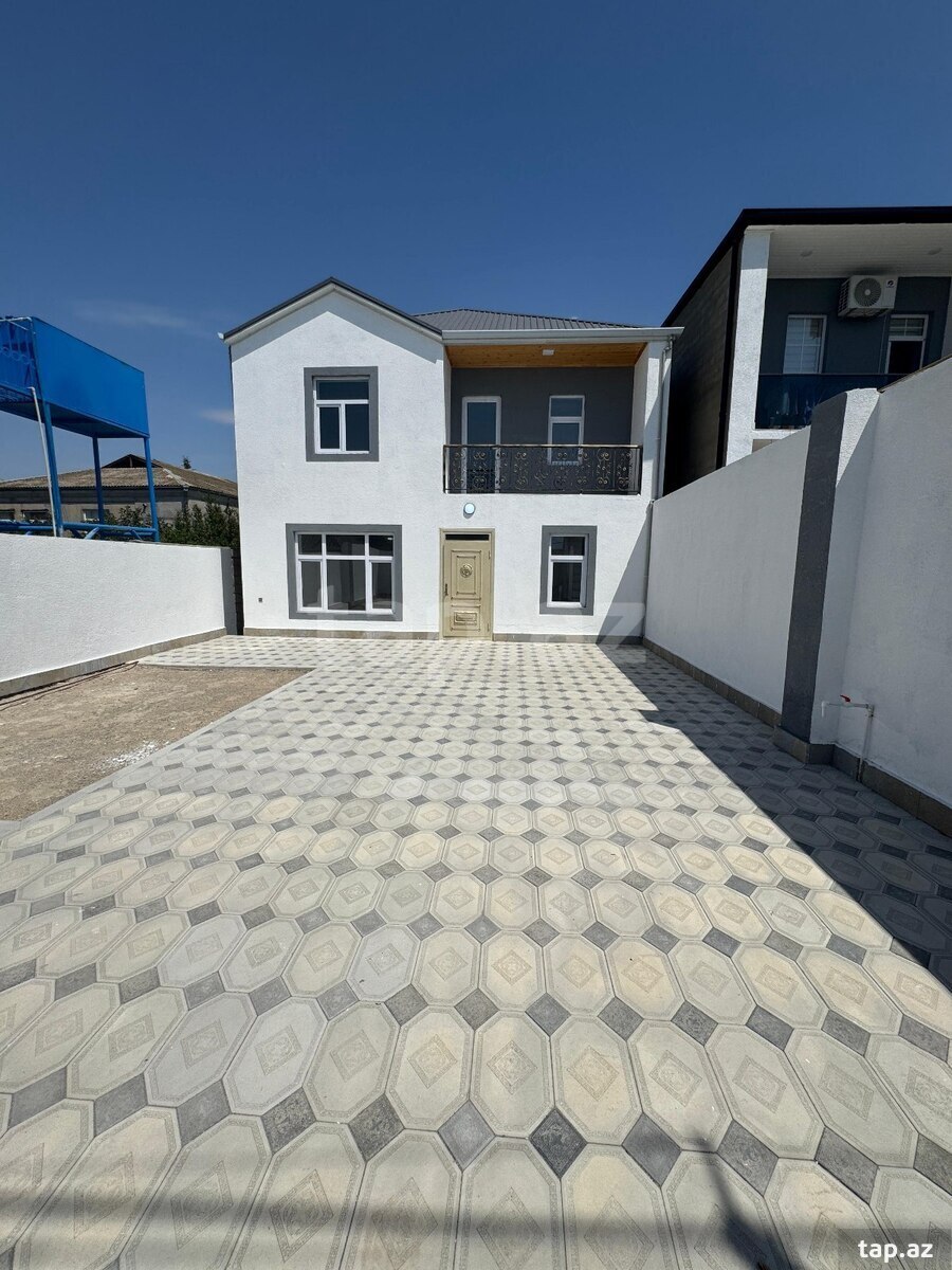 Həyət evi, Binə qəs.