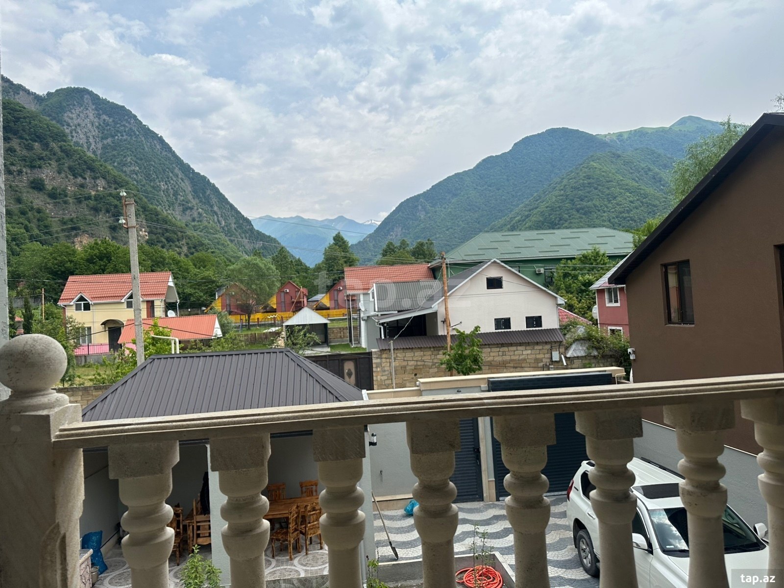 Villa kirayə verilir, Qax r. (13)