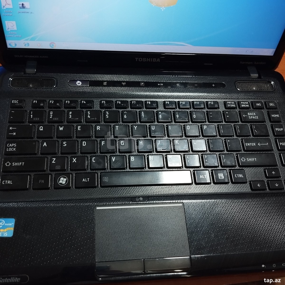Noutbuk Toshiba Satellite M645 (2)