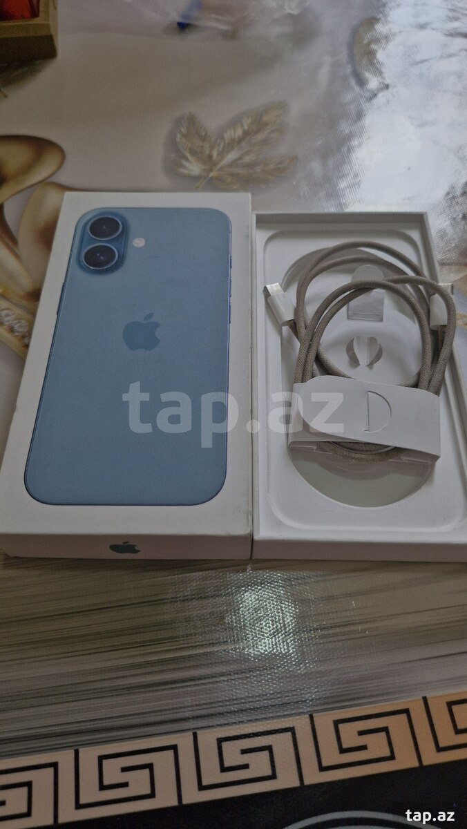 Apple iPhone 16 Teal 128GB/8GB