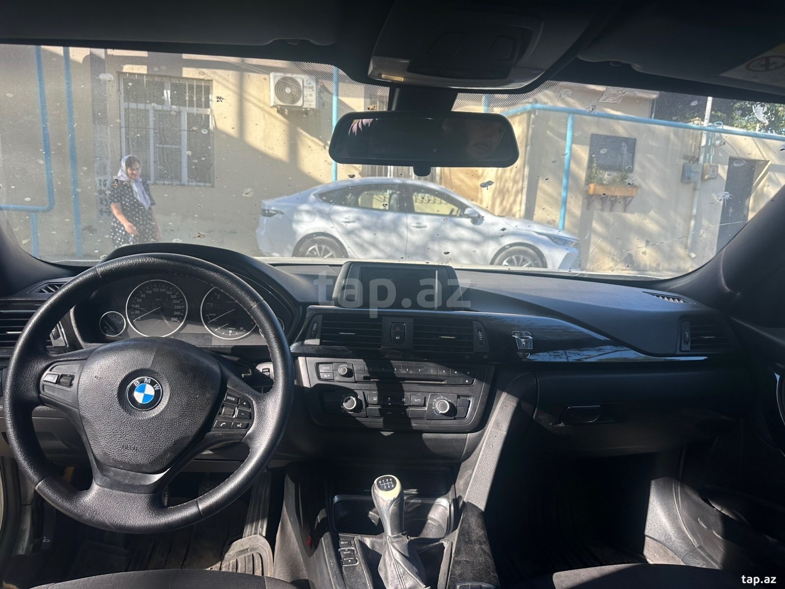 BMW 328, 2015 il (7)