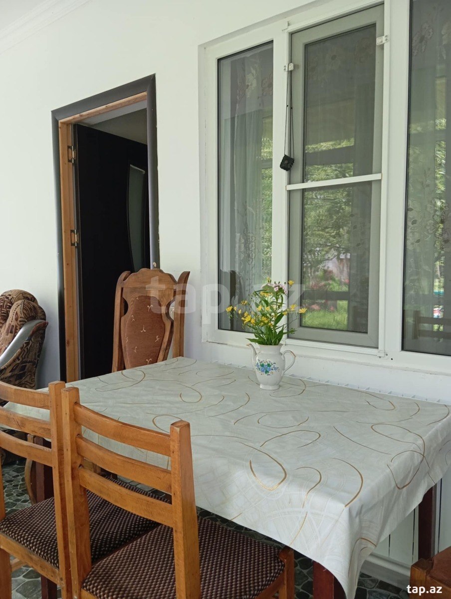 Həyət evi kirayə verilir, Qax r. (9)