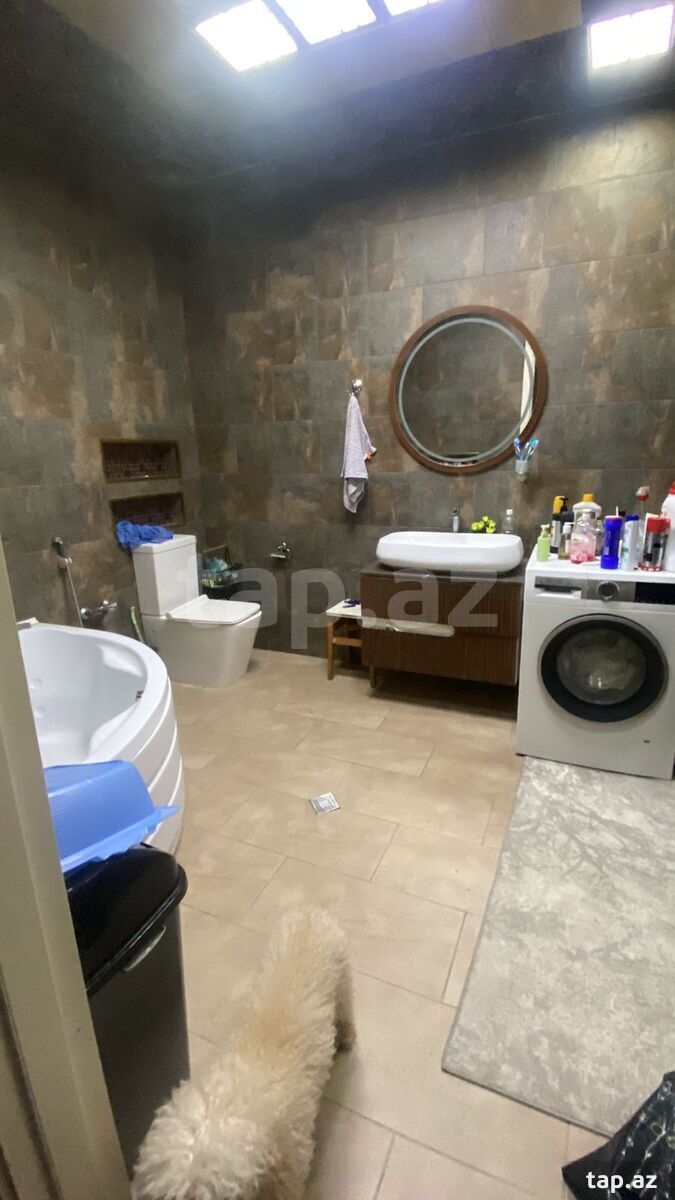 3-otaqlı yeni tikili, Moskva pr., 3168 150 m²