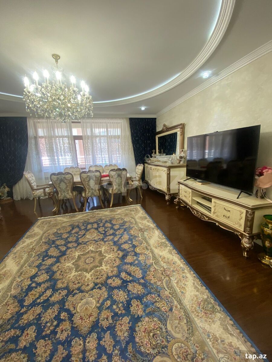 3-otaqlı yeni tikili, Moskva pr., 3168 150 m²