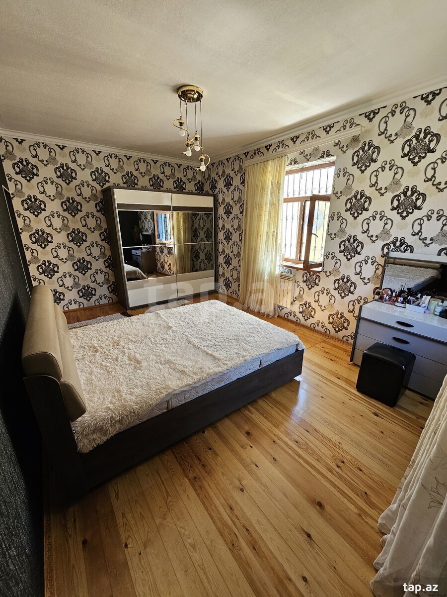 Bağ evi, Saray qəs. (10)