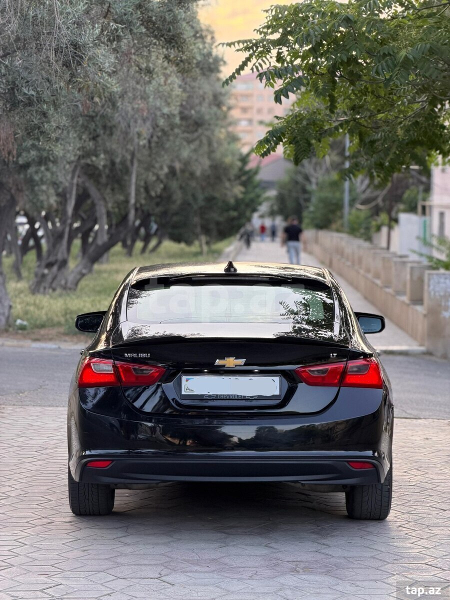 Chevrolet Malibu, 2017 il (2)