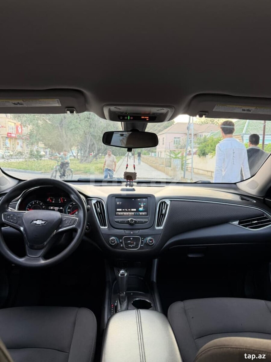 Chevrolet Malibu, 2017 il (8)
