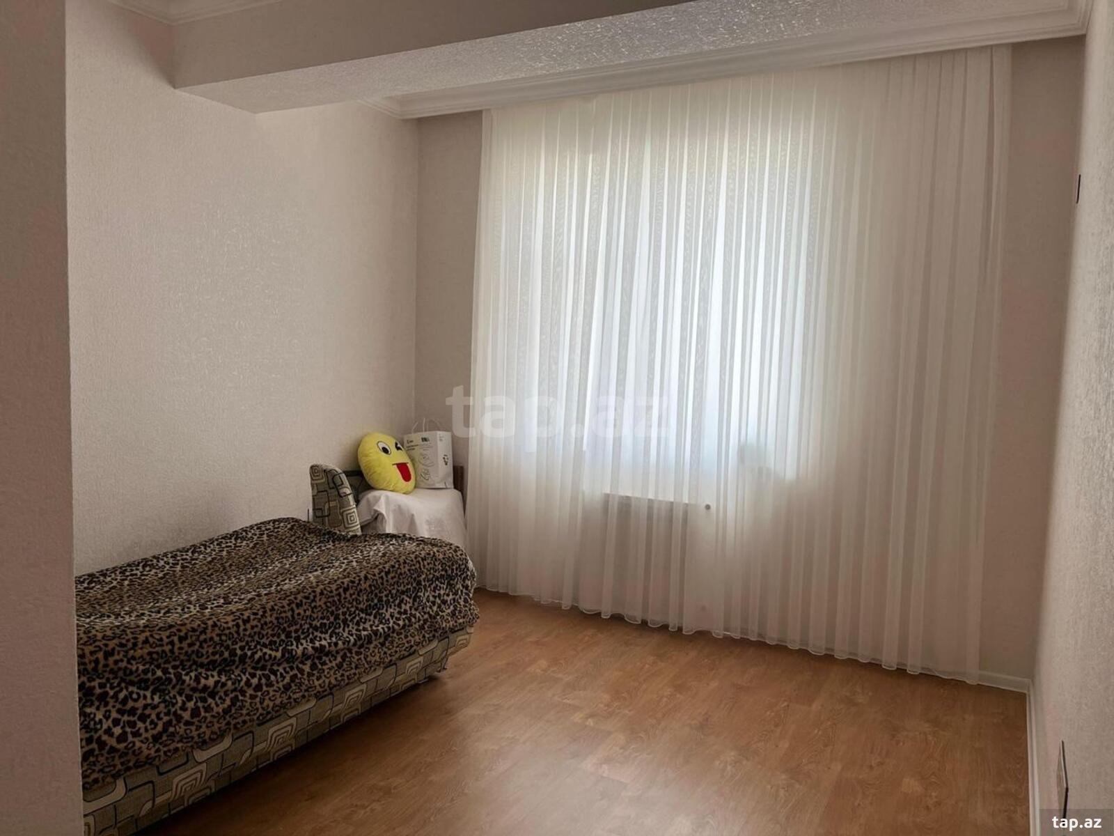 3-otaqlı yeni tikili kirayə verilir, Gəncə pr., 129 m² (6)