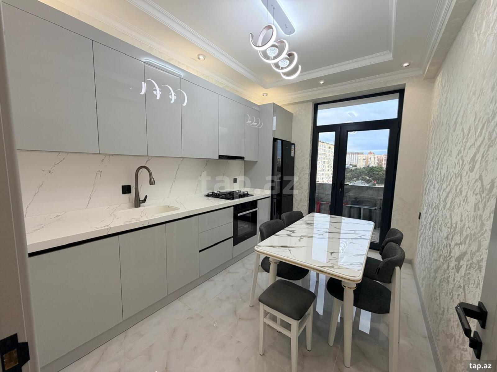 3-otaqlı yeni tikili kirayə verilir, Xırdalan ş., 122 m²