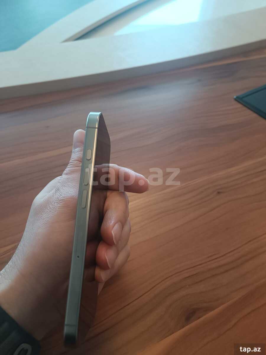 Apple iPhone 16 Pro Natural Titanium 128GB/8GB (3)
