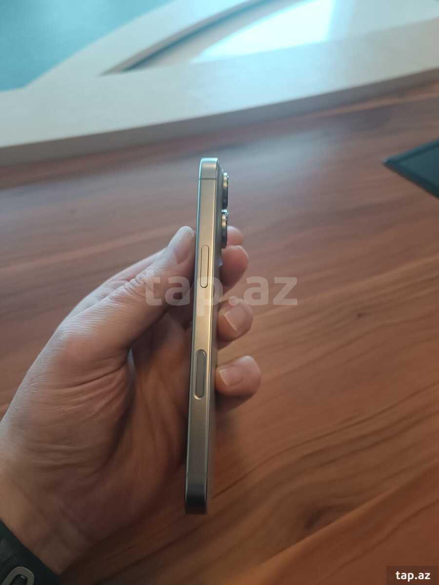 Apple iPhone 16 Pro Natural Titanium 128GB/8GB (4)