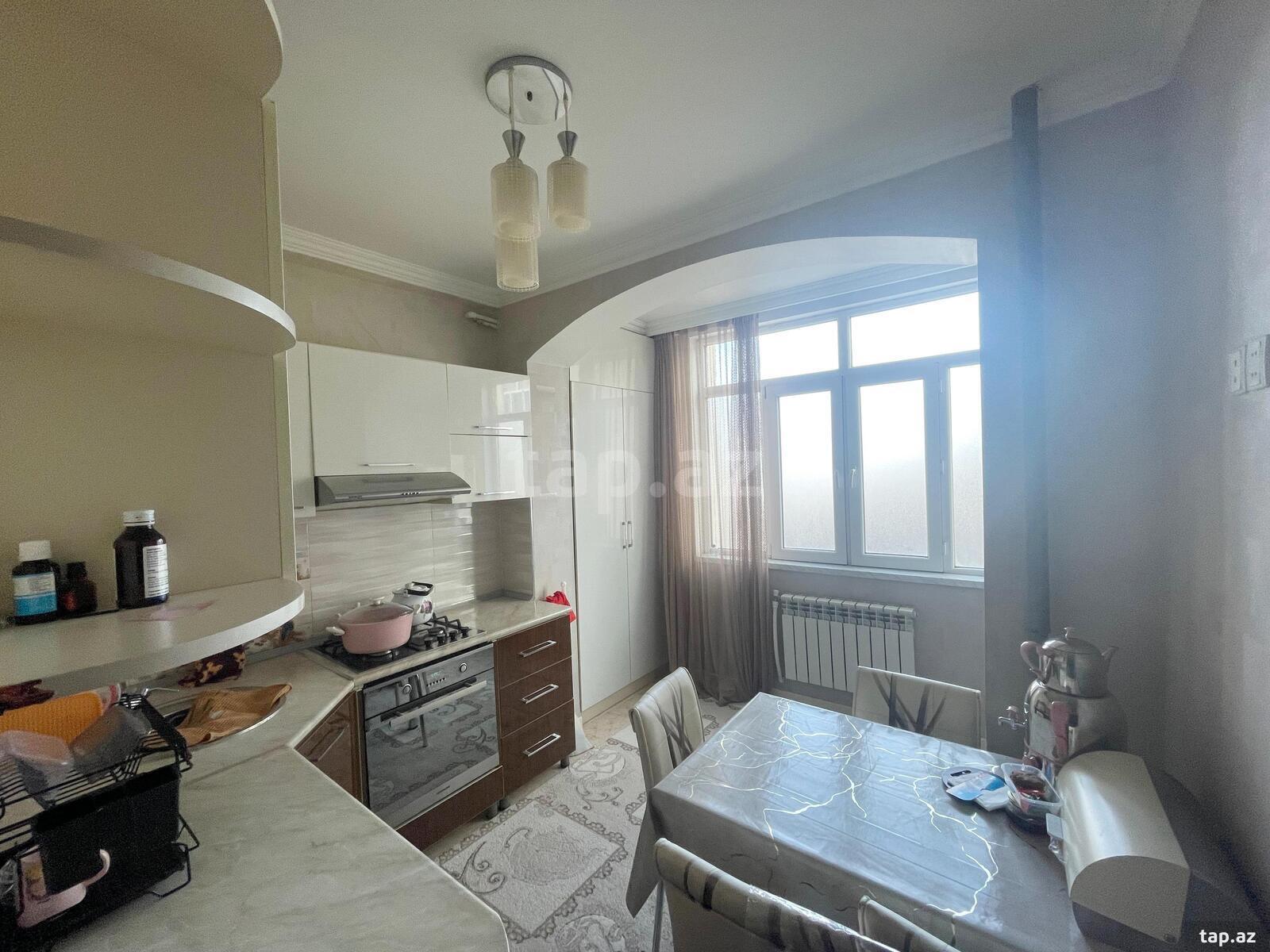 4-otaqlı mənzil, M.Əcəmi m., 110 m² (12)