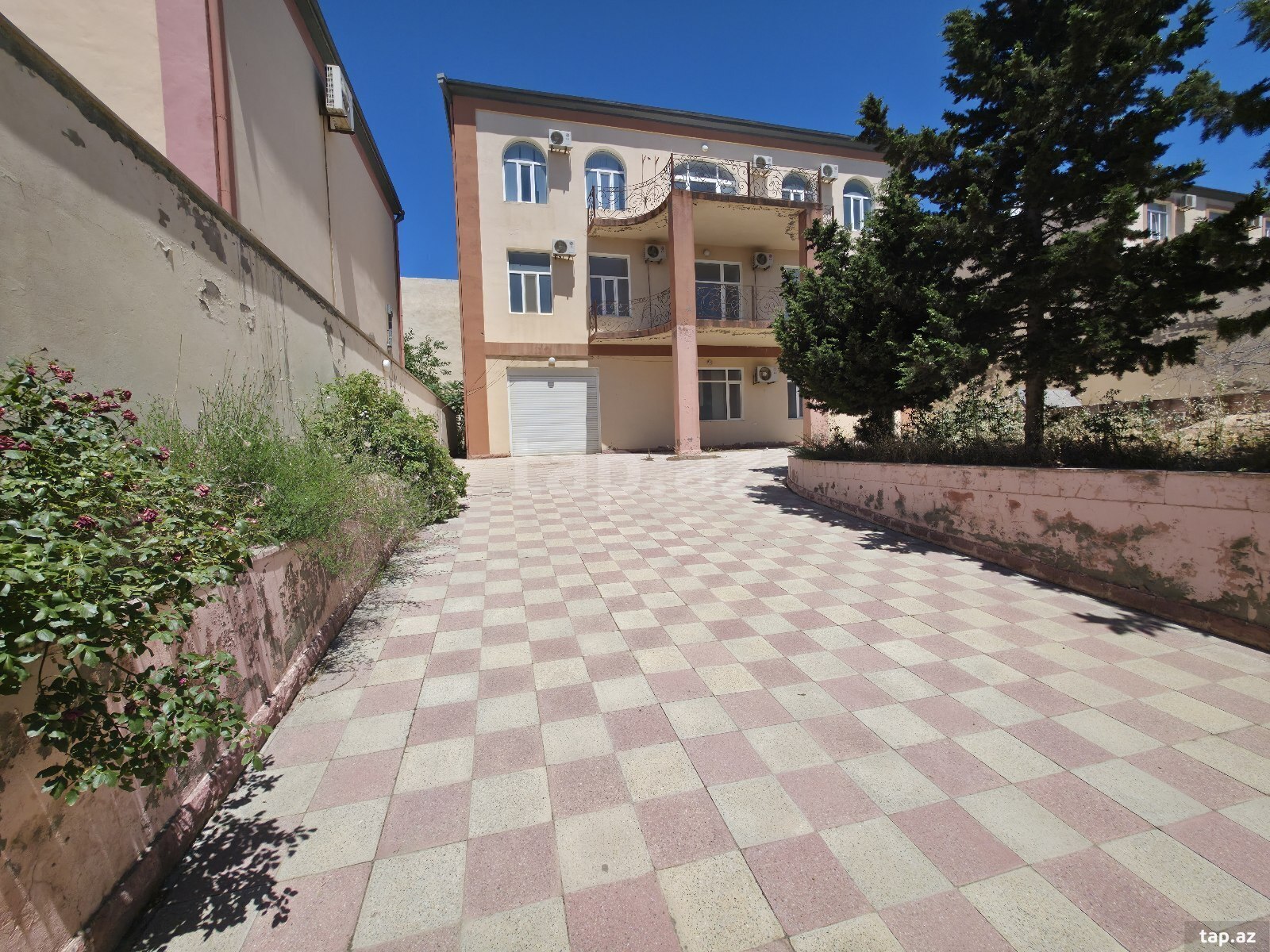 Villa, Badamdar qəs. (2)