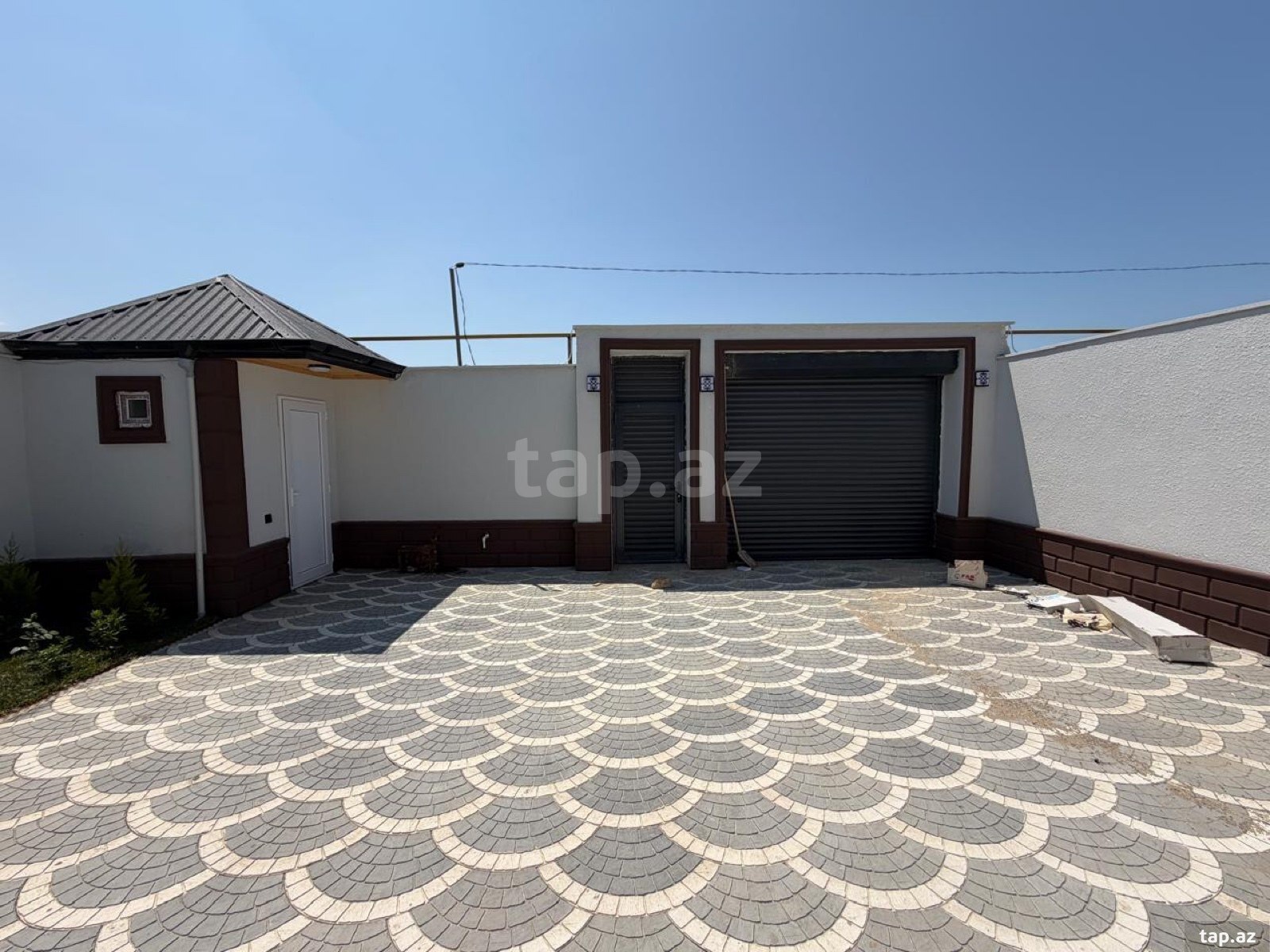 Həyət evi, Zabrat qəs. (4)