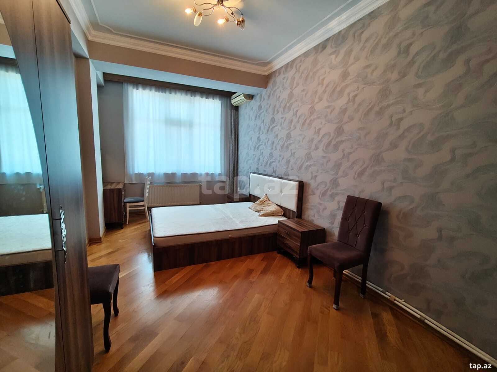 2-otaqlı yeni tikili kirayə verilir, 7-ci mkr., 100 m² (12)