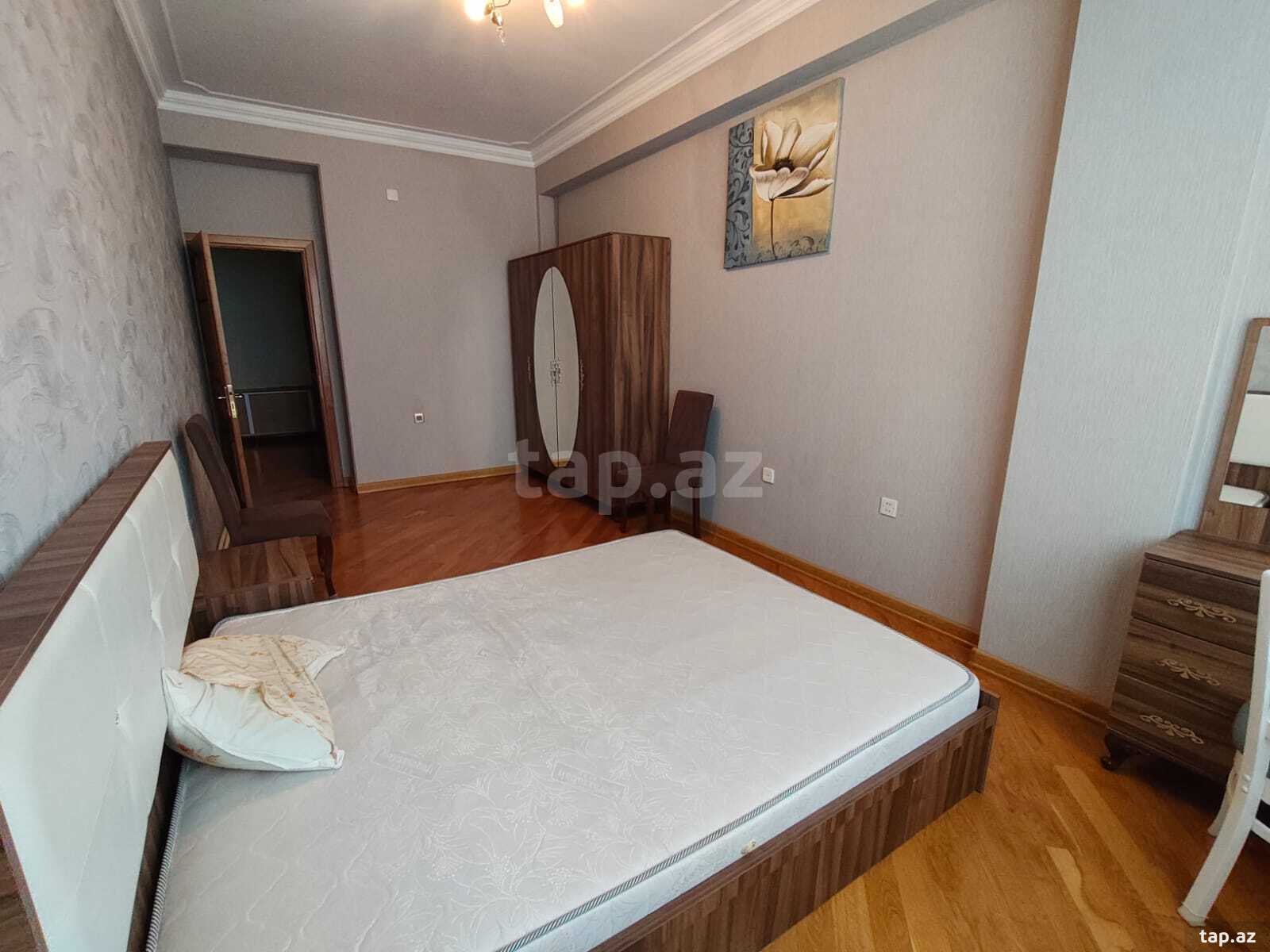 2-otaqlı yeni tikili kirayə verilir, 7-ci mkr., 100 m² (11)