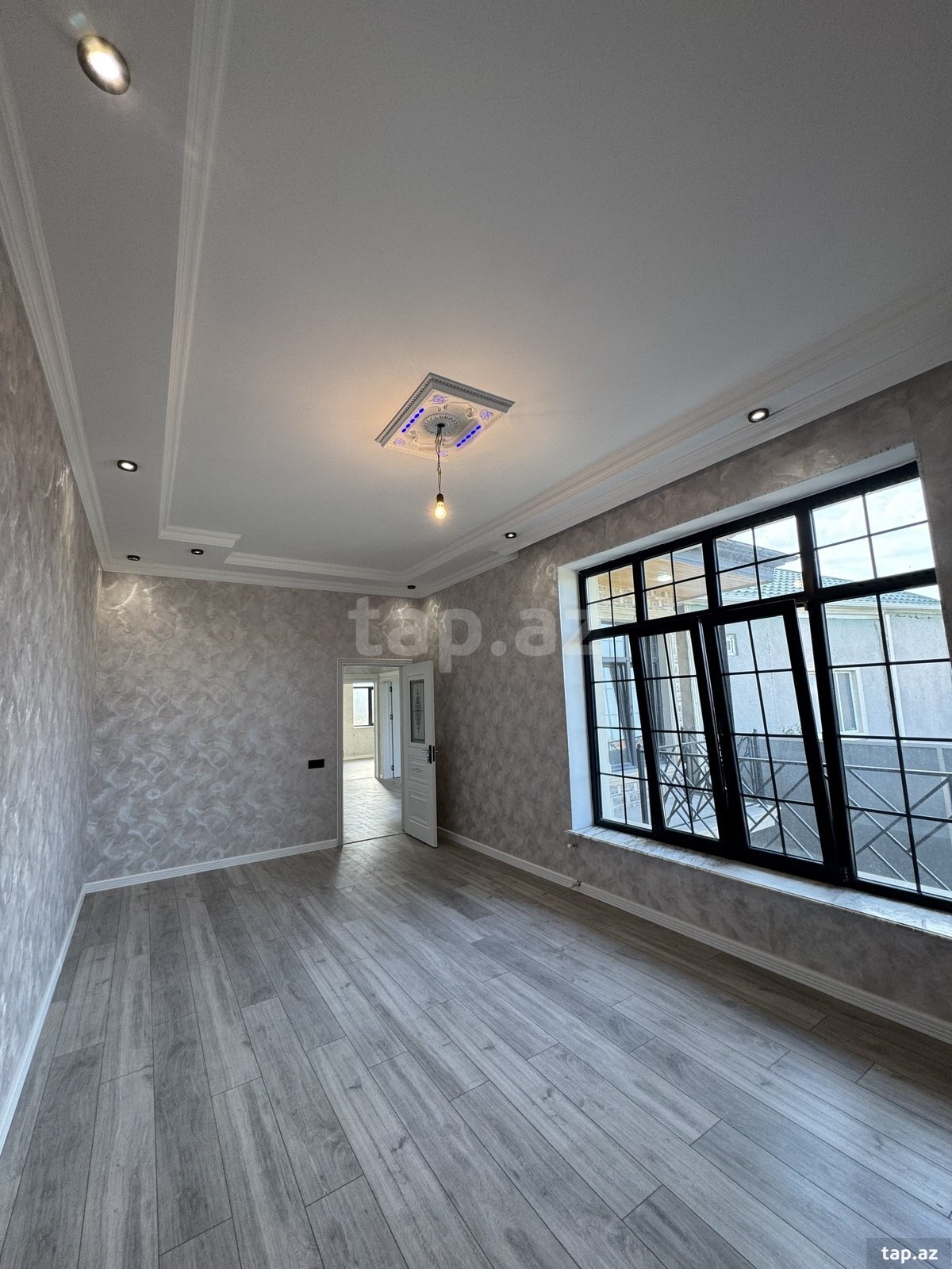 Villa, Qaraçuxur qəs. (17)