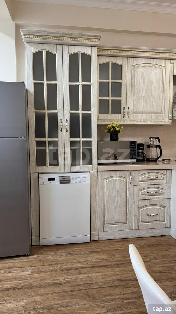 3-otaqlı yeni tikili kirayə verilir, 28 May m., 178 m² (11)