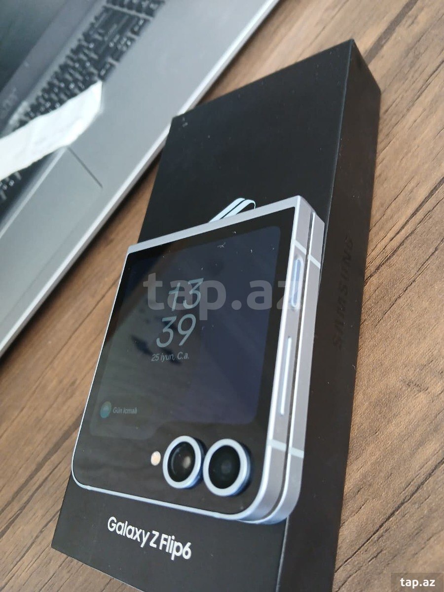 Samsung Galaxy Z Flip 6 Blue 256GB/12GB (10)