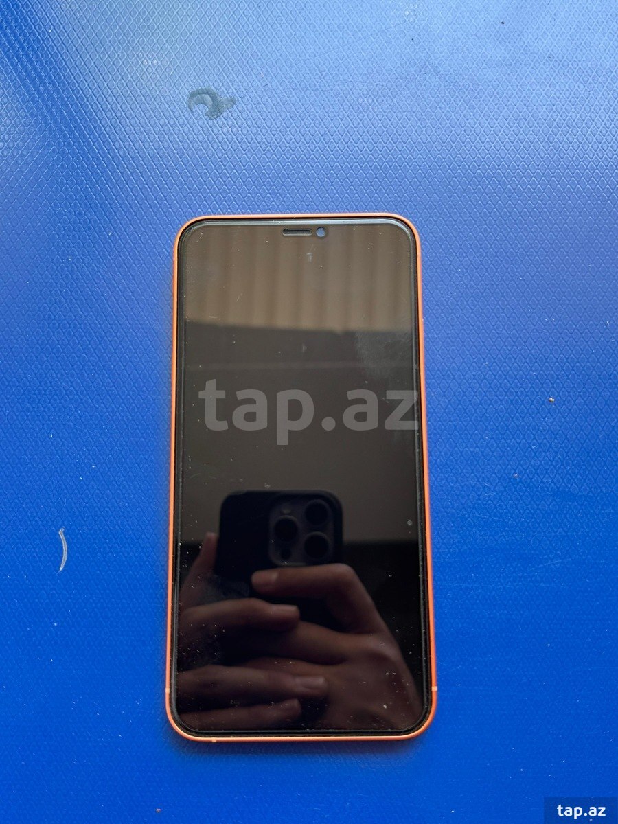 Apple iPhone XS Max Gold 64GB/4GB (3)