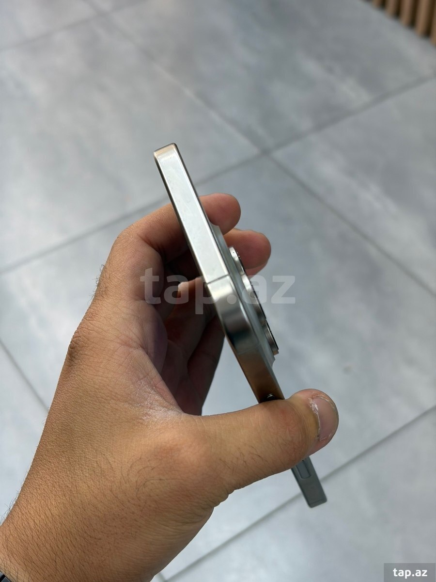 Apple iPhone 16 Pro Max Natural Titanium 256GB/8GB (5)