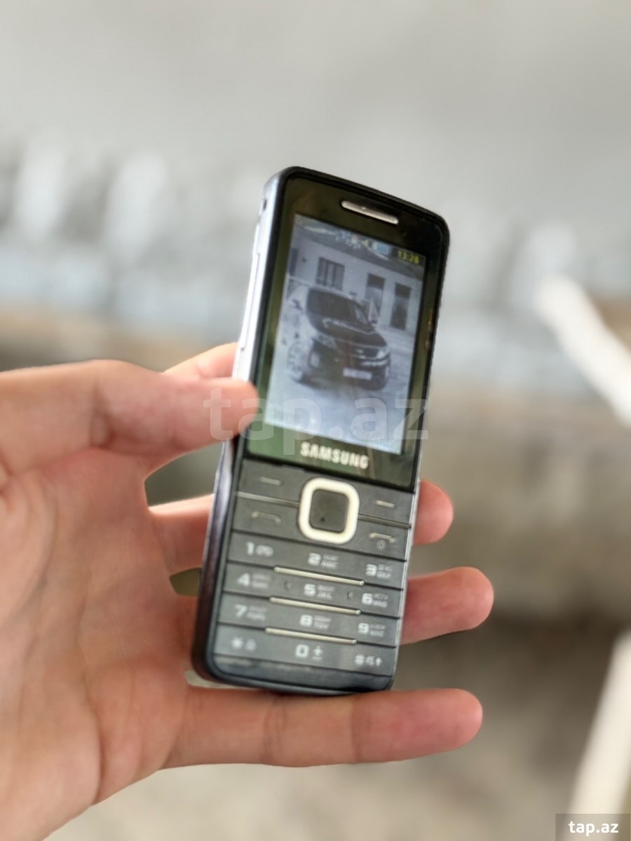 Samsung E1202 Black (2)