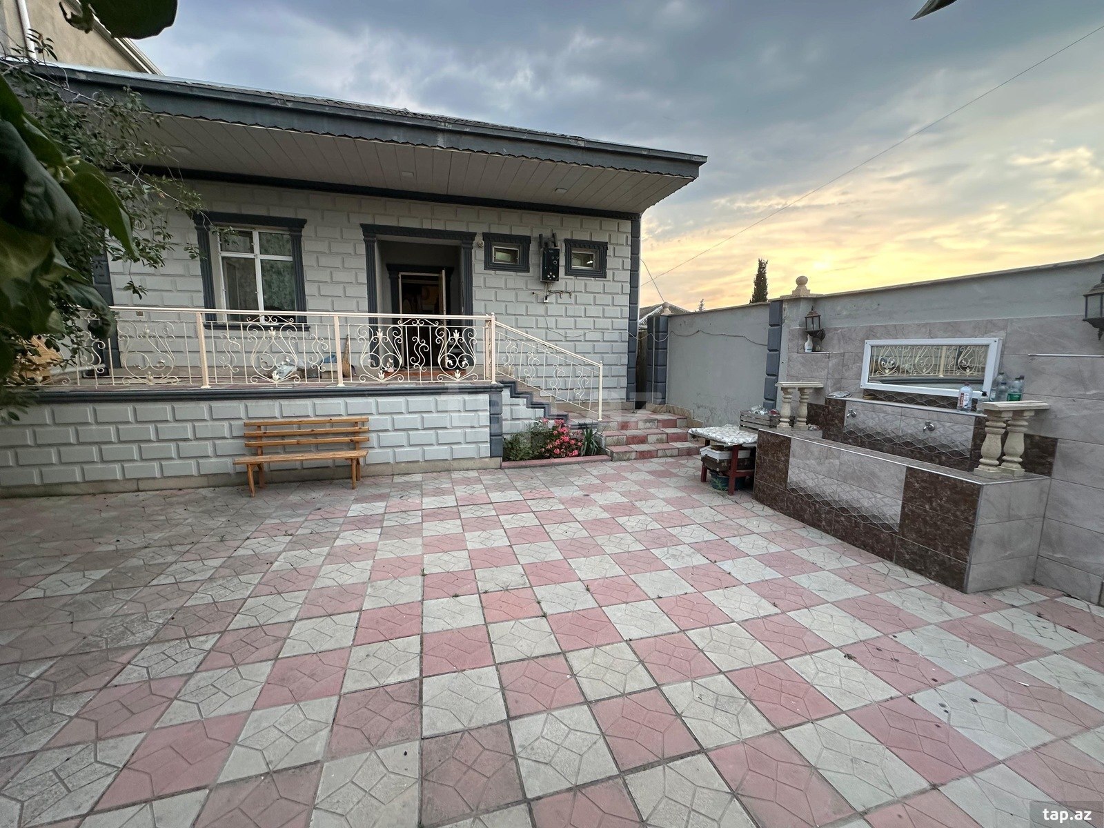 Həyət evi, Mehdiabad qəs. (11)