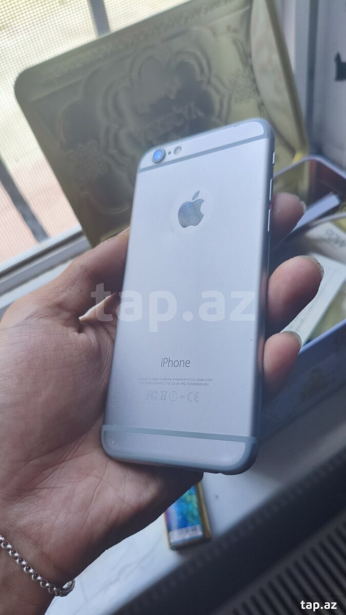Apple iPhone 6 Silver 64GB (4)