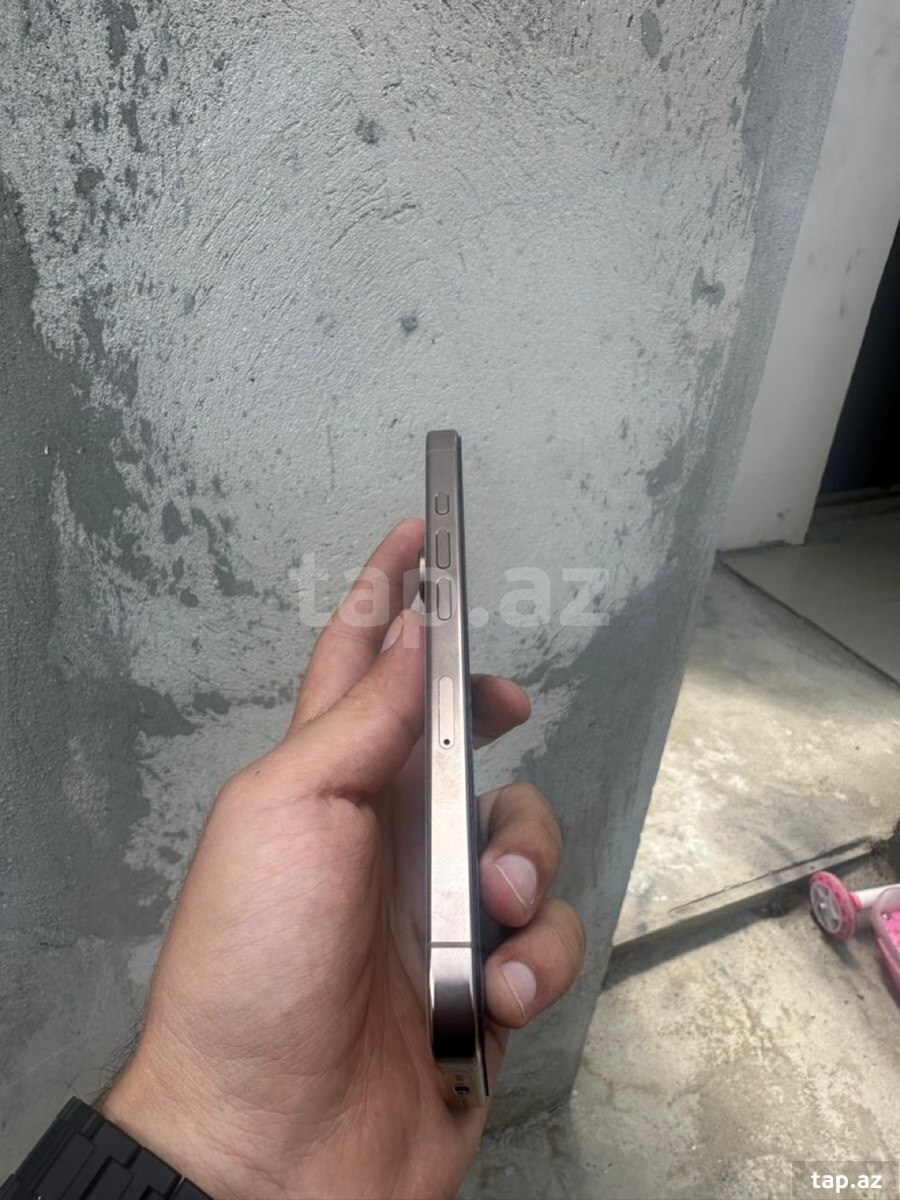 Apple iPhone 16 Pro Desert Titanium 128GB/8GB (5)