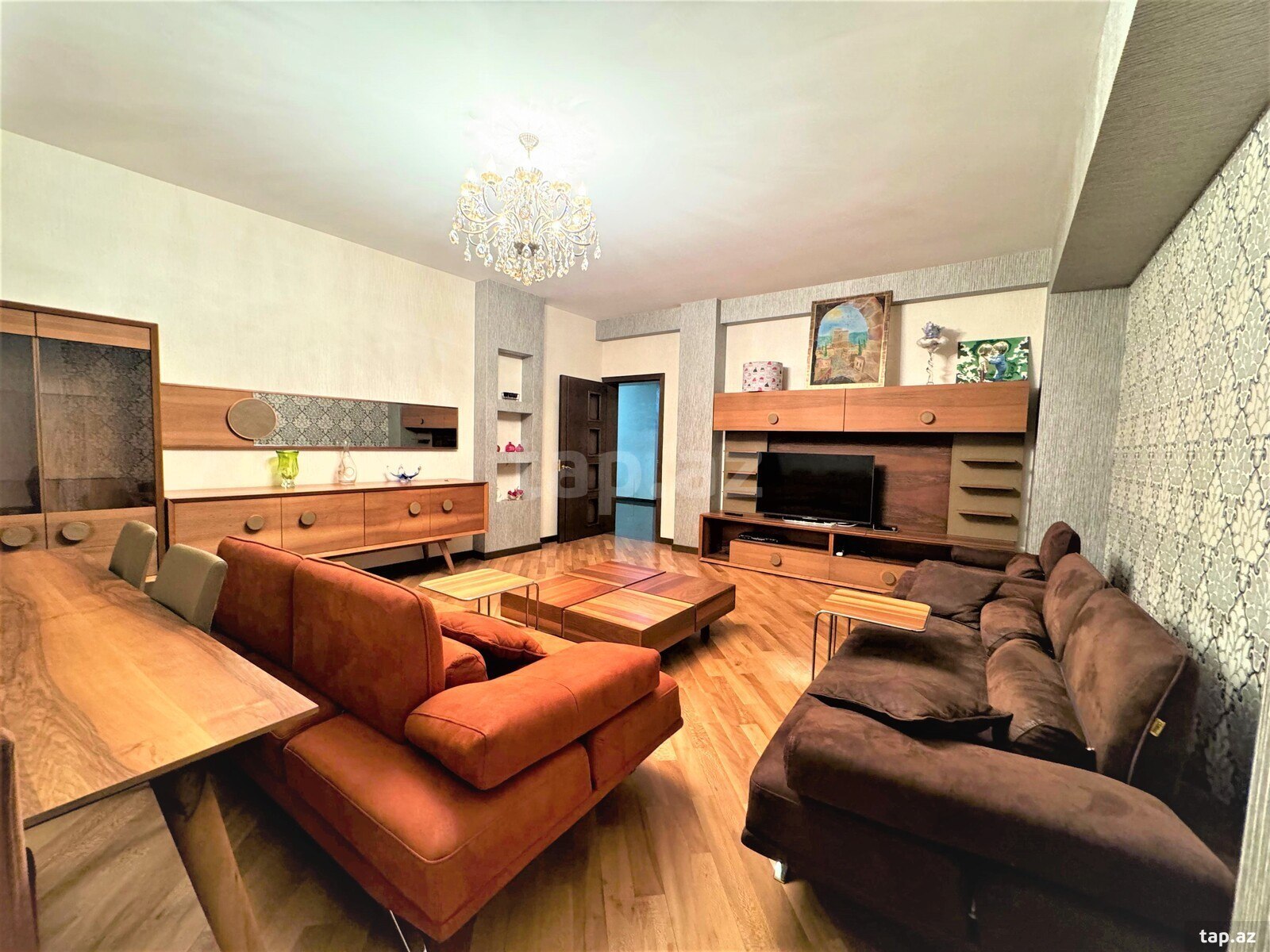 4-otaqlı yeni tikili kirayə verilir, Təbriz küç., 200 m² (2)