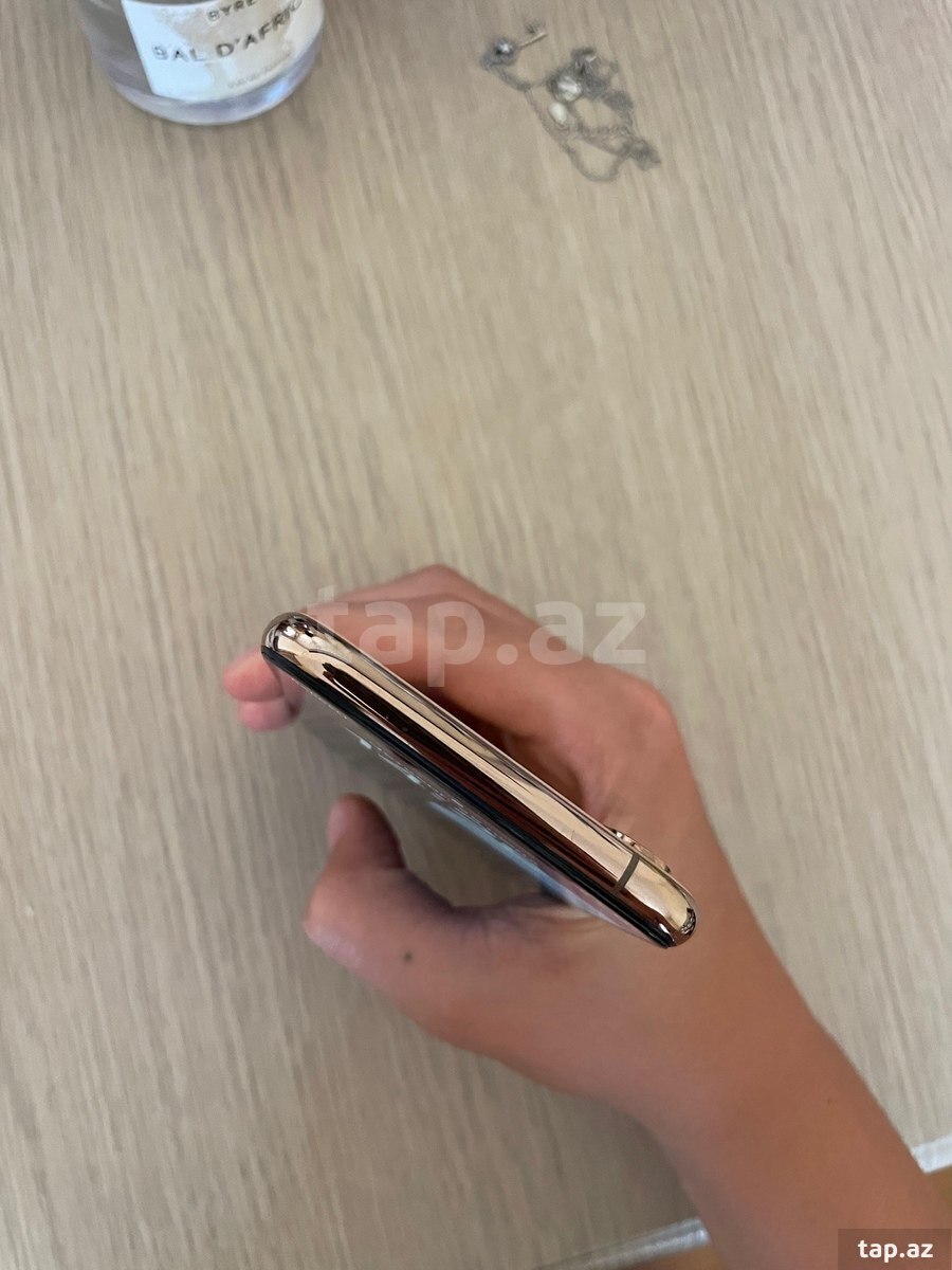 Apple iPhone XS Gold 256GB/4GB (6)