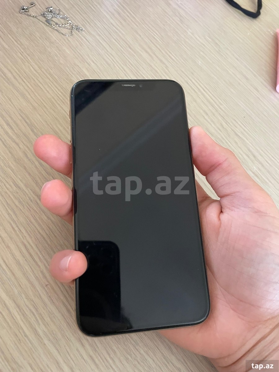 Apple iPhone XS Gold 256GB/4GB (3)