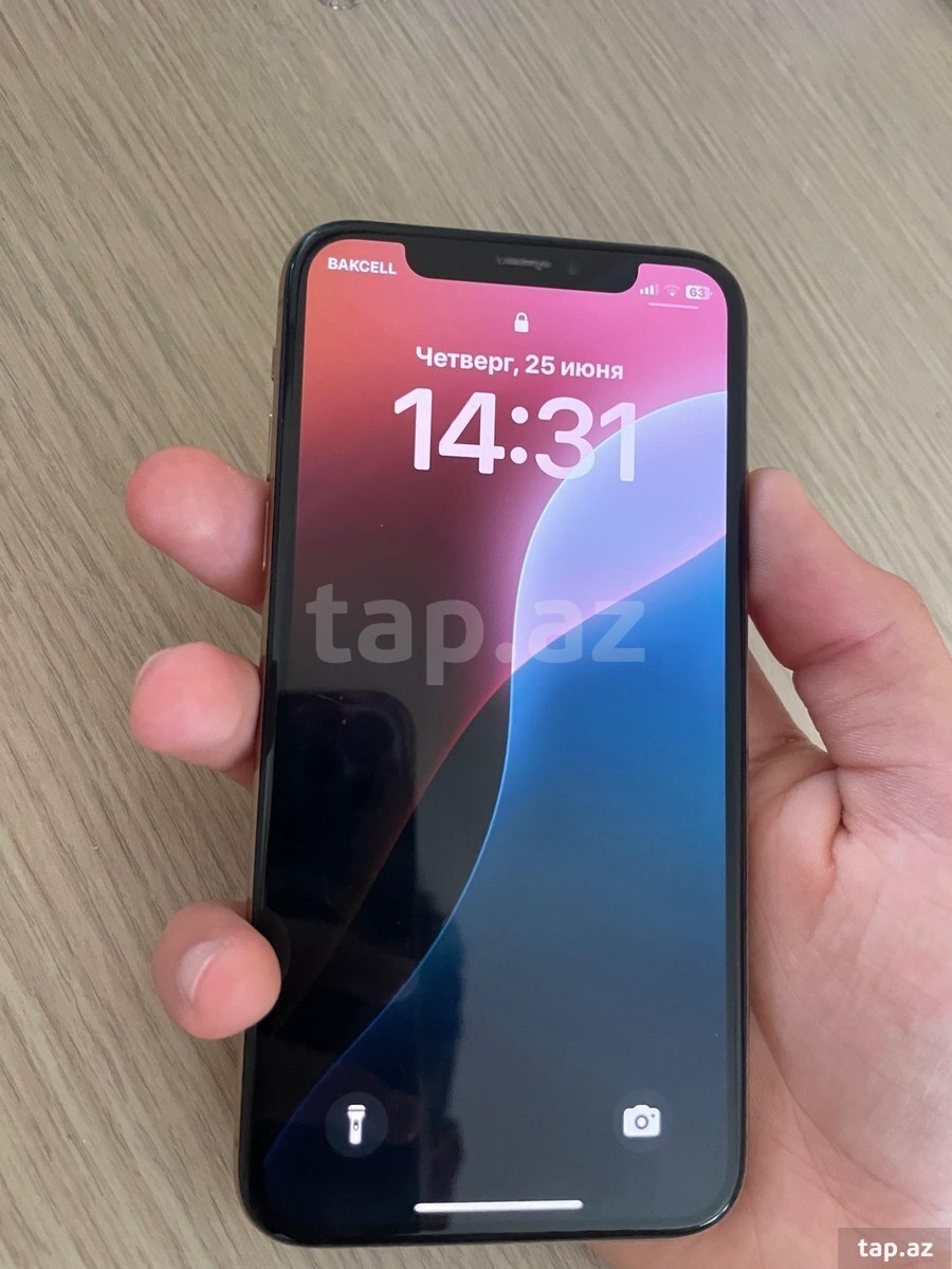 Apple iPhone XS Gold 256GB/4GB (2)
