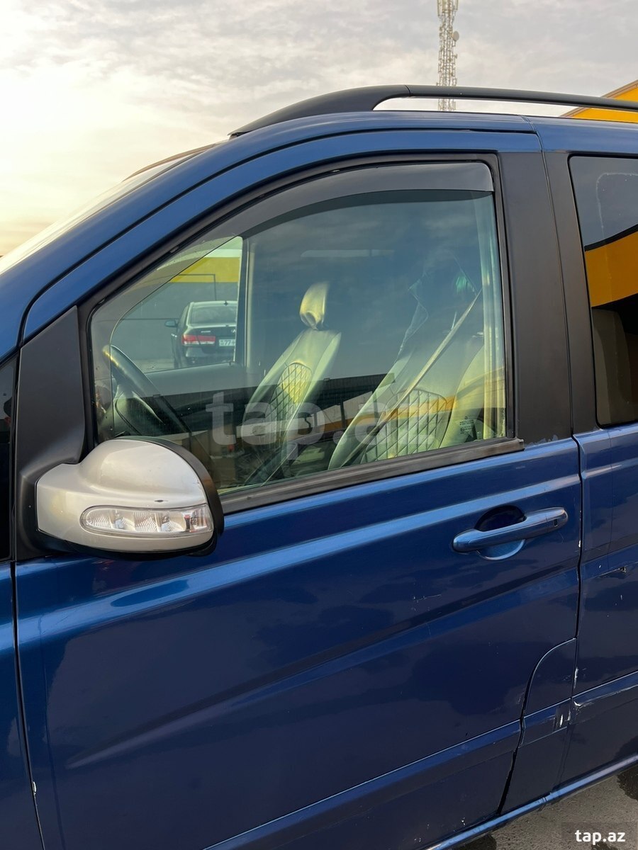 Mercedes Vito 115, 2004 il (6)