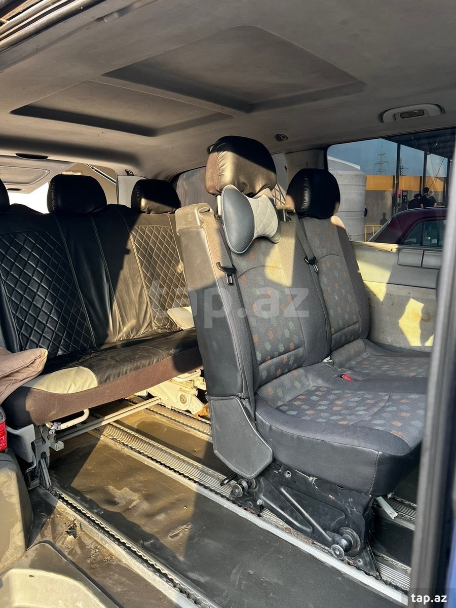 Mercedes Vito 115, 2004 il (11)