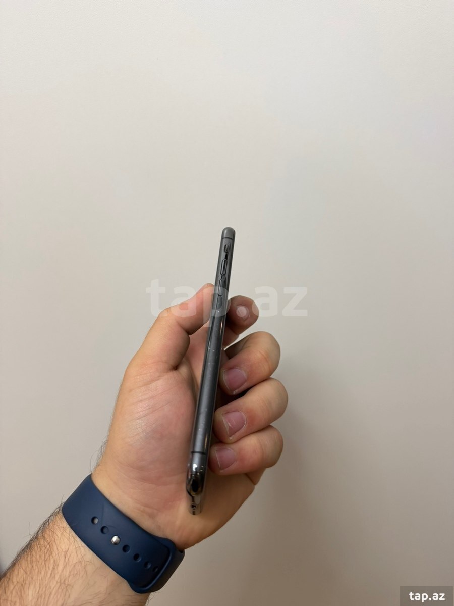 Apple iPhone X Space Gray 64GB/3GB (6)