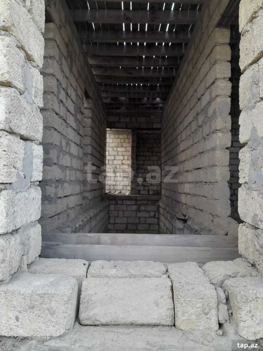 Həyət evi, Saray qəs. (4)