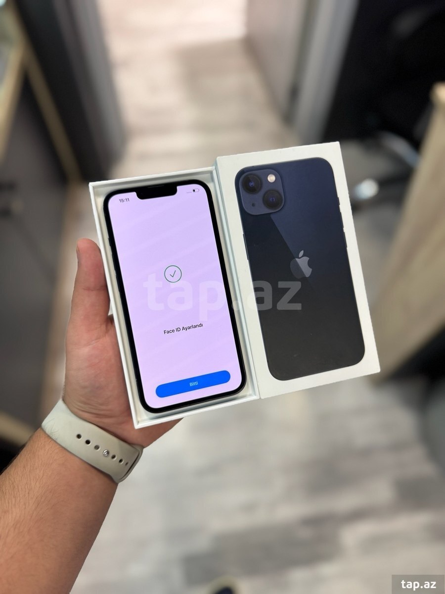 Apple iPhone 13 Midnight 256GB/4GB (5)