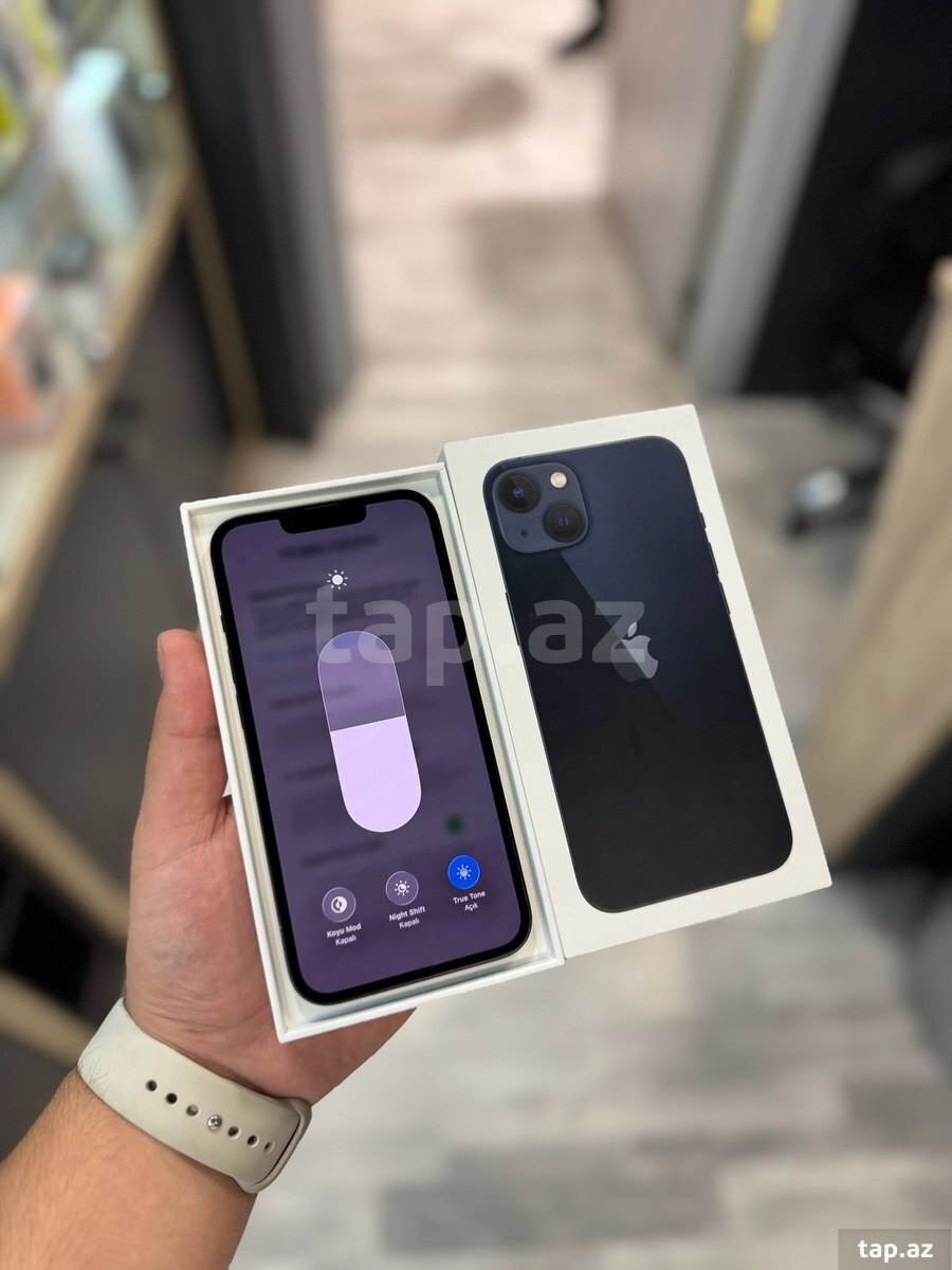 Apple iPhone 13 Midnight 256GB/4GB (4)