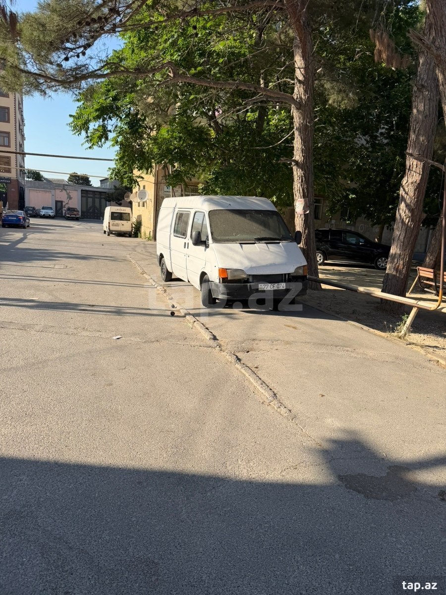 Ford Transit, 1997 il (2)