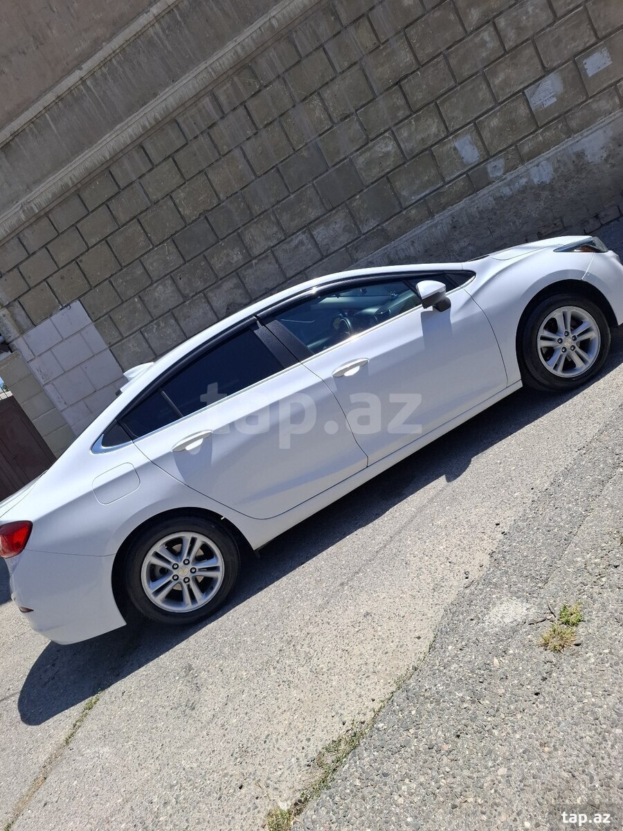 Chevrolet Cruze, 2018 il (3)