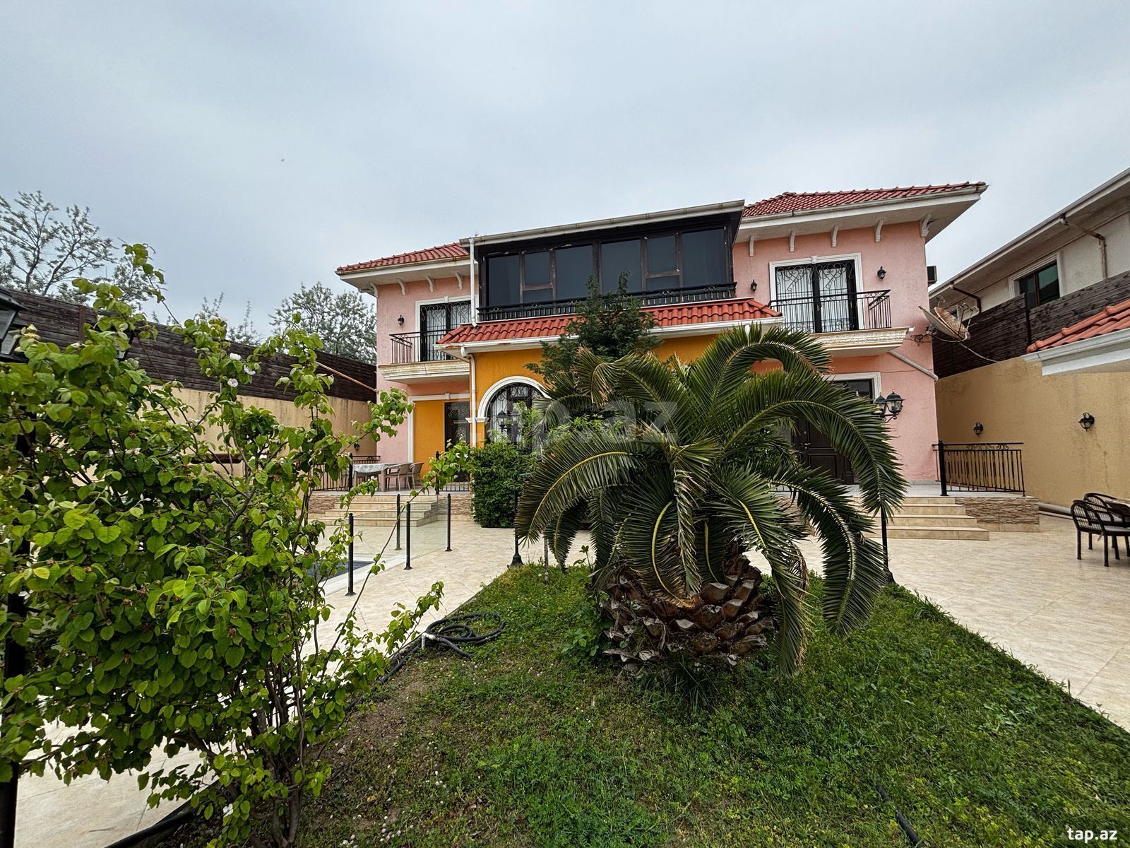 Bağ evi, Şüvəlan qəs. (3)