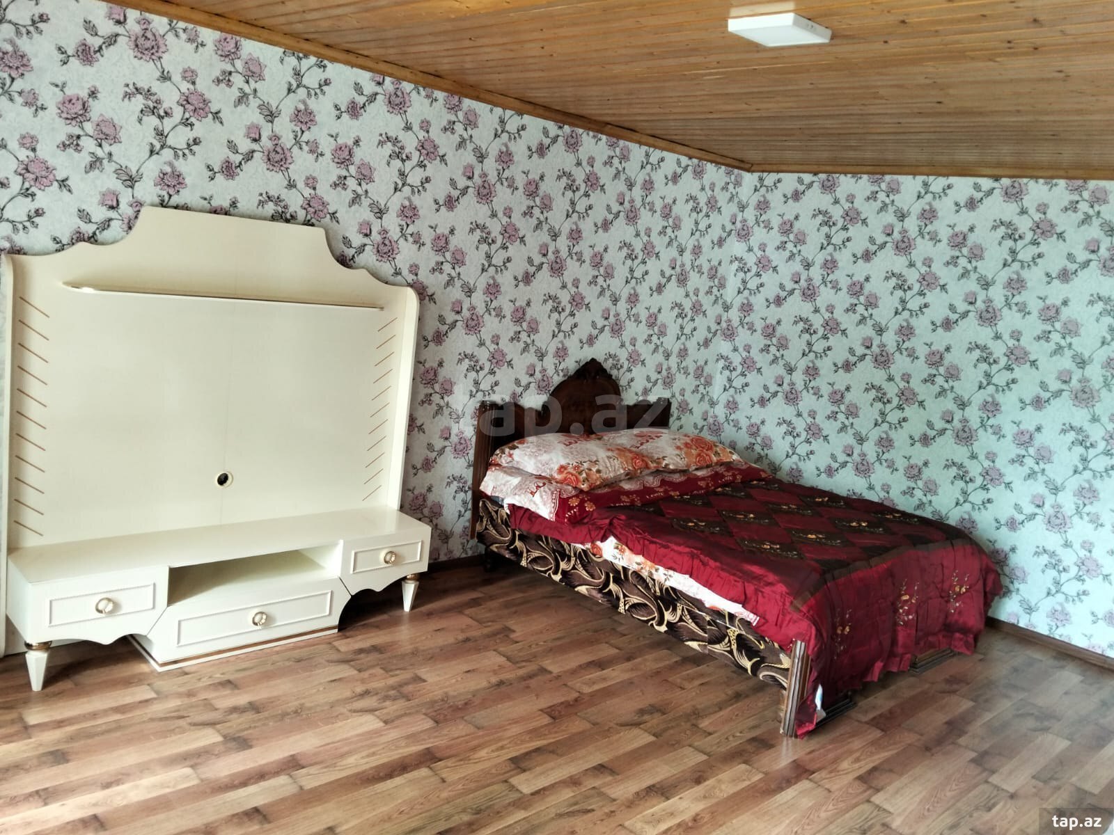Həyət evi kirayə verilir, Qəbələ ş. (12)