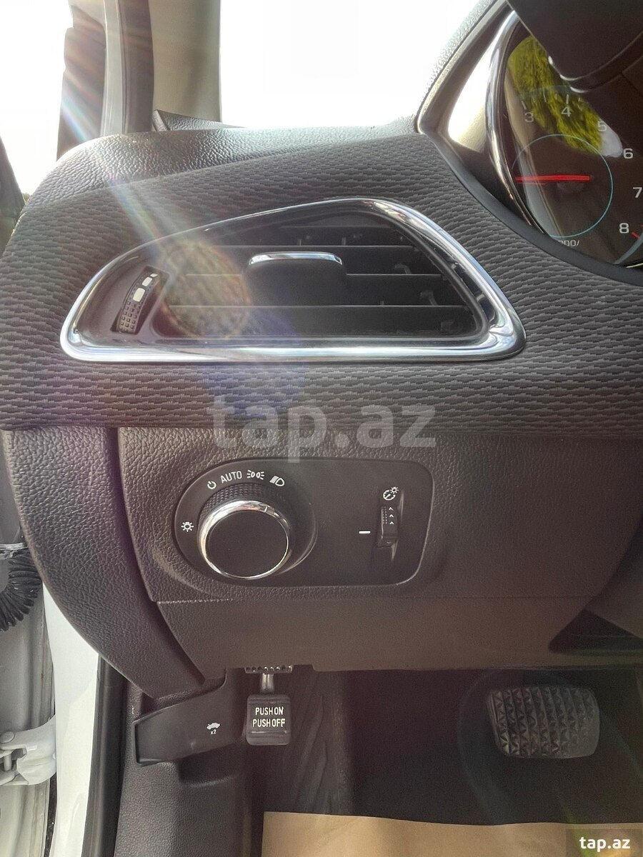 Chevrolet Cruze, 2016 il (12)