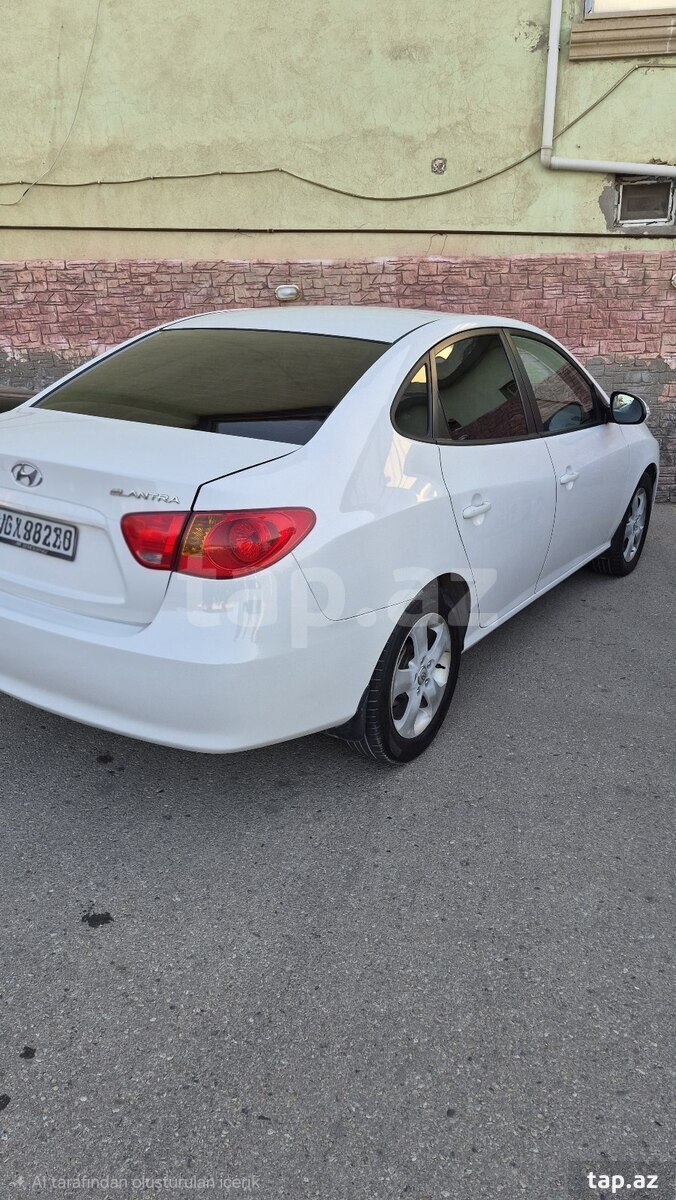 Hyundai Elantra, 2010 il (4)